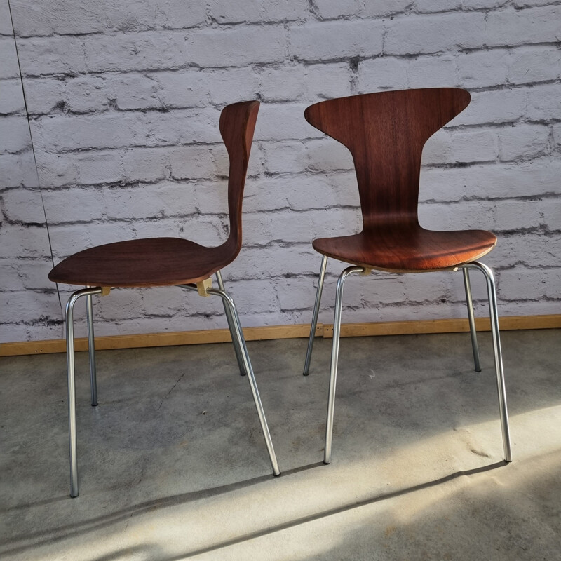 Pair of mid century 3105 Mosquito chairs by Arne Jacobsen for Fritz Hansen, Denmark 1950s