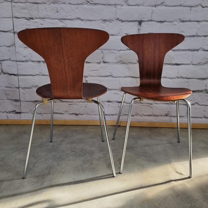 Pair of mid century 3105 Mosquito chairs by Arne Jacobsen for Fritz Hansen, Denmark 1950s