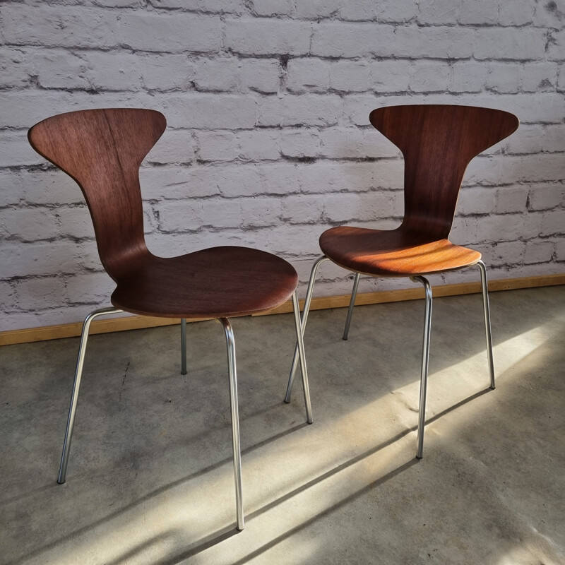 Pair of mid century 3105 Mosquito chairs by Arne Jacobsen for Fritz Hansen, Denmark 1950s