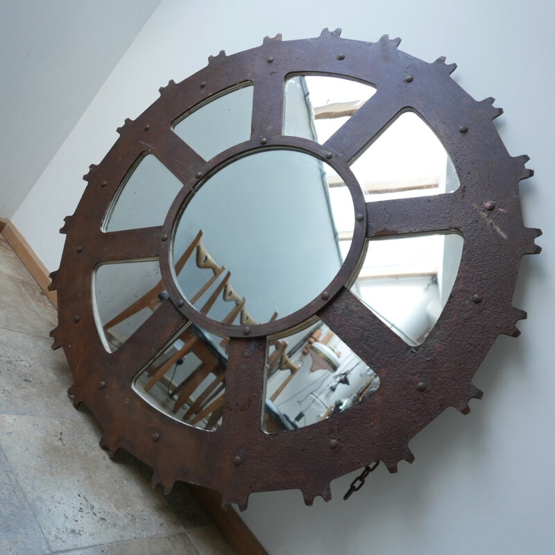 Industrial mirror in metal cog