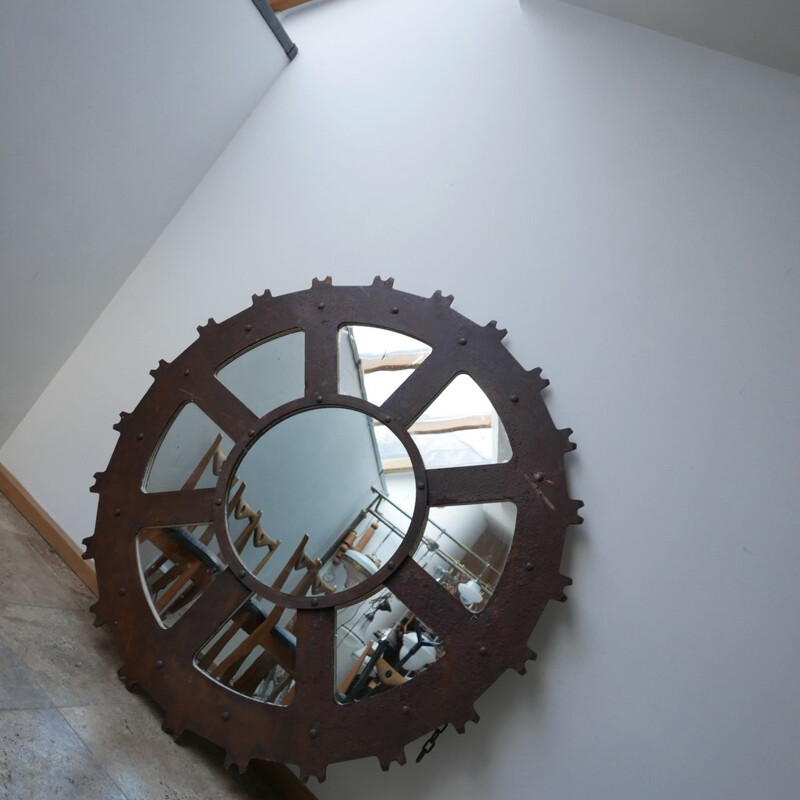 Industrial mirror in metal cog