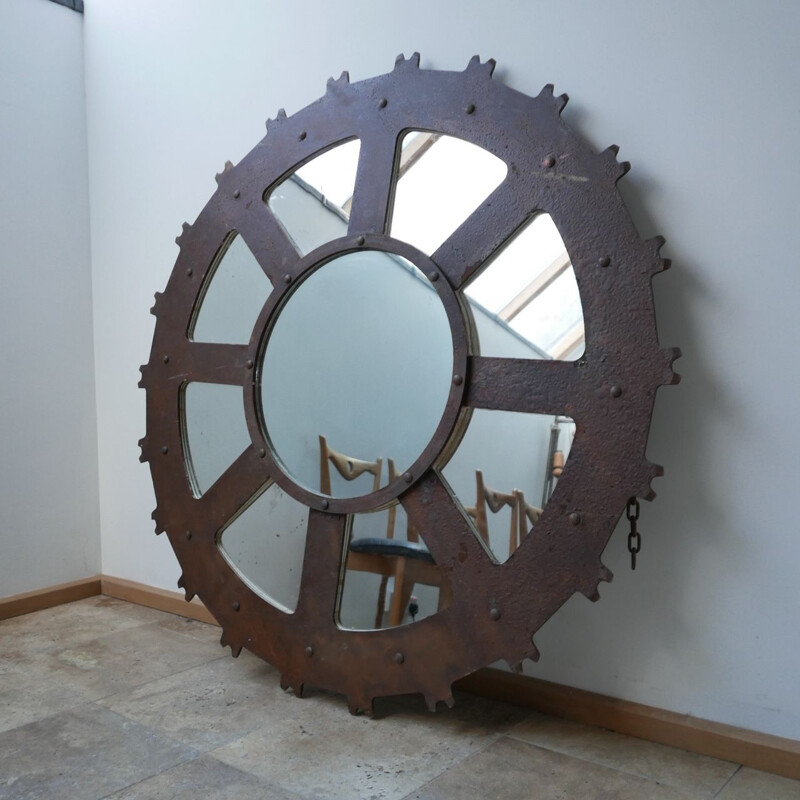 Industrial mirror in metal cog