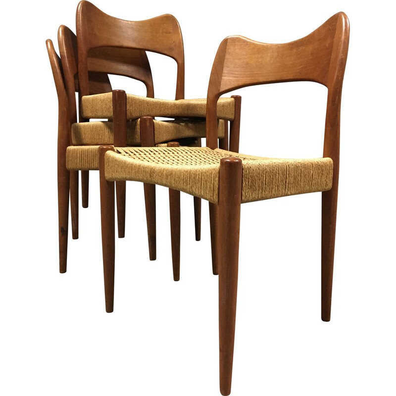 Set of 4 vintage dining chairs by Arne Hovmand-Olsen for Mogens Kold, 1960s