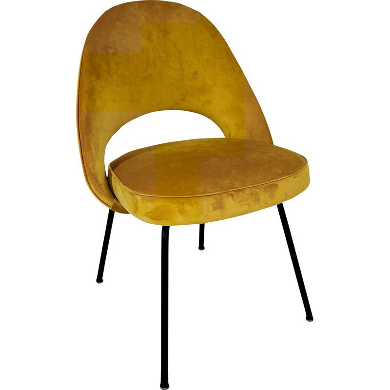 Vintage velvet chair by Eero Saarinen for Knoll International