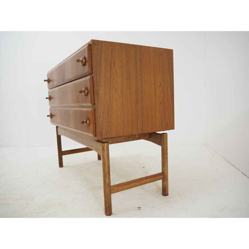 Commode vintage en teck et chêne par Krasna Jizba ,Tchécoslovaquie 1960