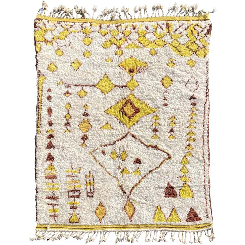 Vintage Moroccan Berber rug beni ocarina