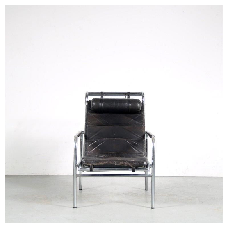 Vintage "Genni" black leather armchair by Gabriele Mucchi for Zanotta, Italy 1980