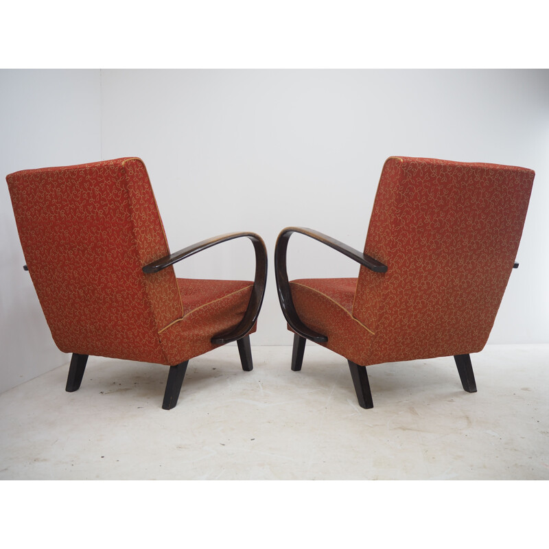 Pair of Art Deco vintage armchairs by Jindrich Halabala, Czechoslovakia 1940s