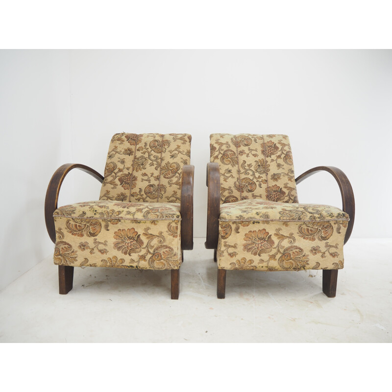 Pair of Art Deco vintage armchairs by Jindrich Halabala, Czechoslovakia 1940s