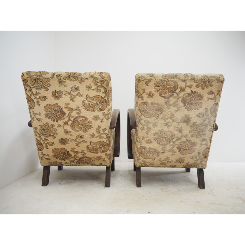 Pair of Art Deco vintage armchairs by Jindrich Halabala, Czechoslovakia 1940s