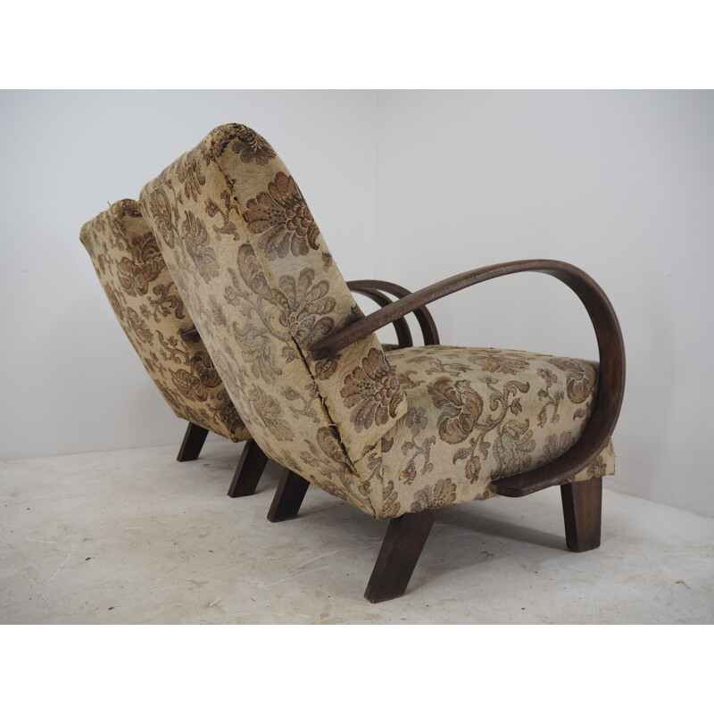 Pair of Art Deco vintage armchairs by Jindrich Halabala, Czechoslovakia 1940s