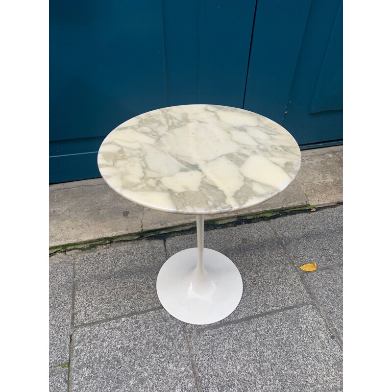 Vintage marble pedestal table by Eero Saarinen for Knoll