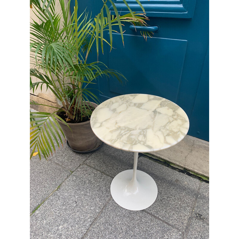 Vintage marble pedestal table by Eero Saarinen for Knoll