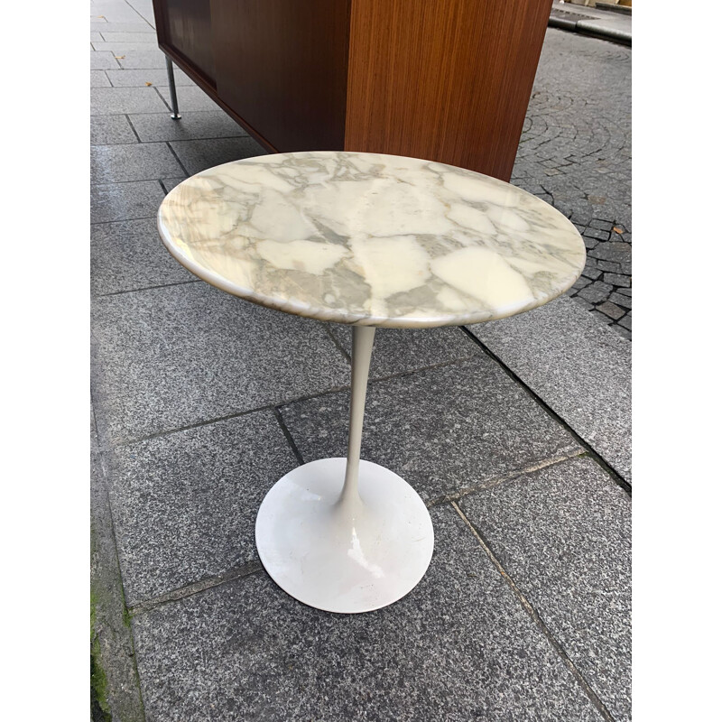 Vintage marble pedestal table by Eero Saarinen for Knoll