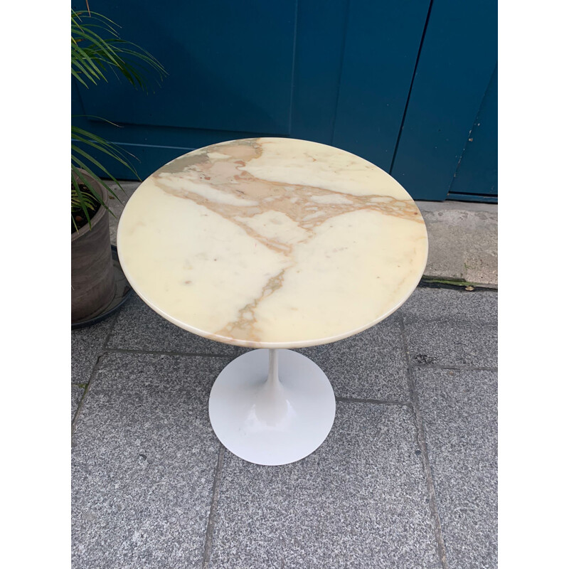 Vintage marble pedestal table by Eero Saarinen for Knoll, 1970