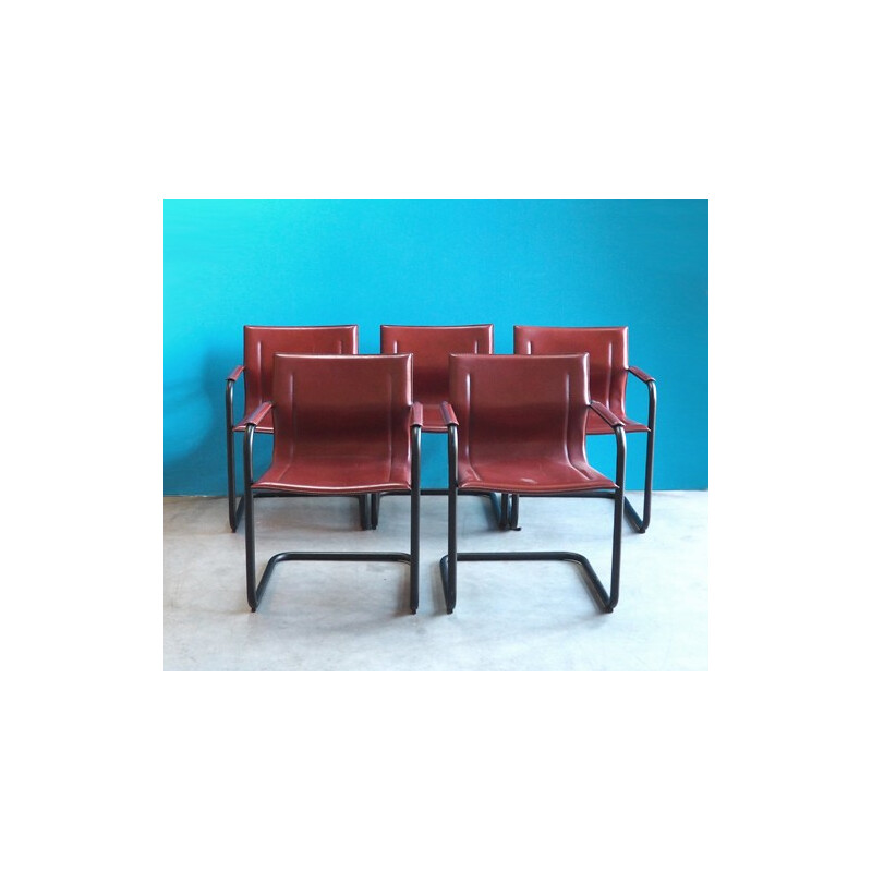 Set of 5 Italian dining chairs in red leather and black metal - 1970s