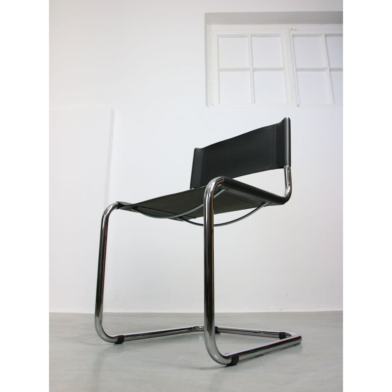 Chaise Bauhaus vintage en cuir noir par Mart Stam, Italie