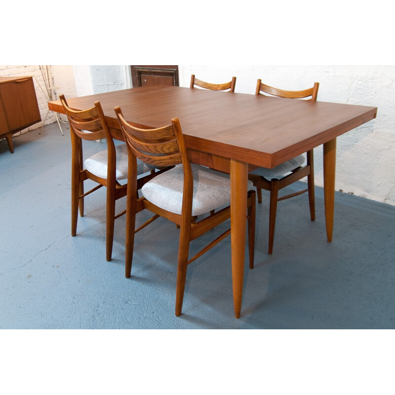 Large Scandinavian extendable dining table - 1960s