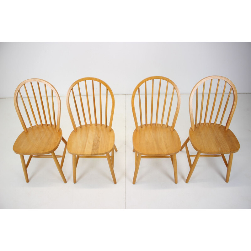 Set van 4 massieve vintage stoelen van Luciano Ercolani voor Ercol, Italië 1970