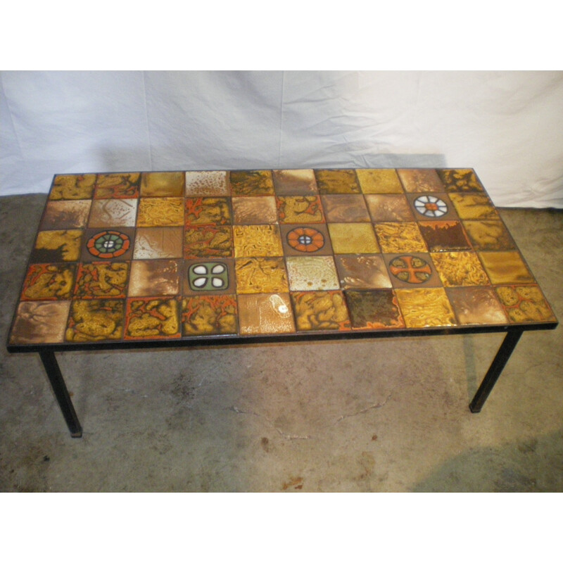 Tavolino vintage in metallo verniciato e ceramica, 1950