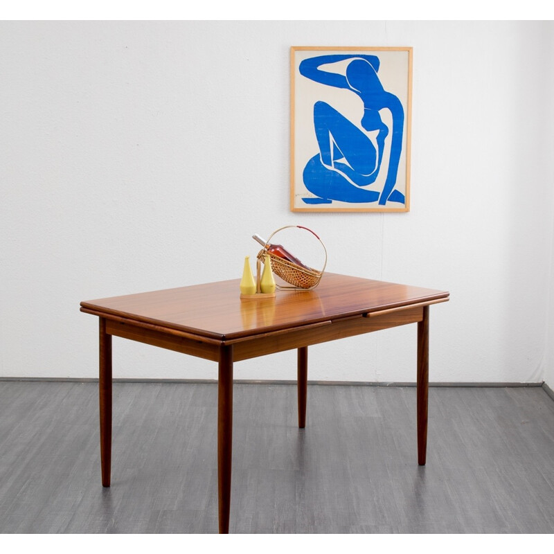 Dining table in walnut - 1960s