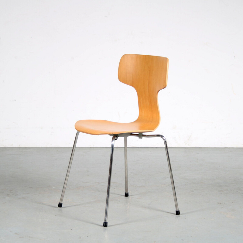 Vintage "Hammerhead" chair by Arne Jacobsen for Fritz Hansen, Denmark 1990s