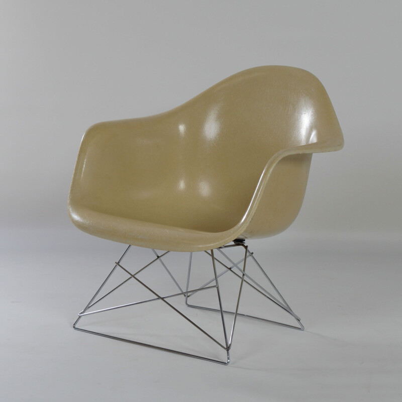 Vintage Lar armchair by Charles & Ray Eames for Herman Miller, 1970s
