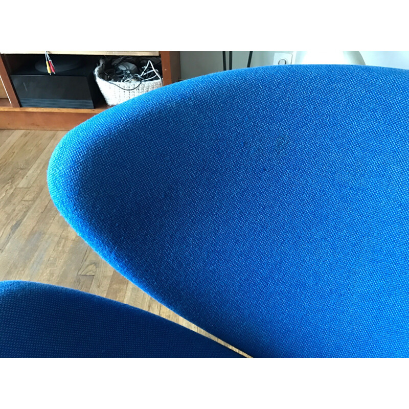 Paire de fauteuils Artifort "Slice chair" en tissu bleu, Pierre PAULIN - 1990