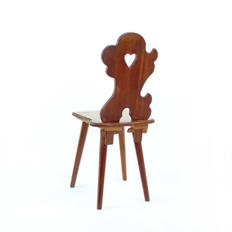 Suite de 4 chaises à repas vintage au design folk, Tchécoslovaquie 1973