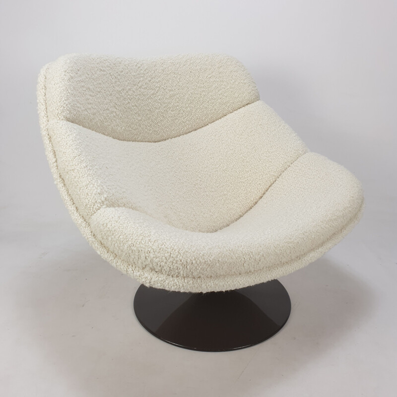 Par de poltronas e modelo otomano F557 vintage de Pierre Paulin para Artifort, 1960