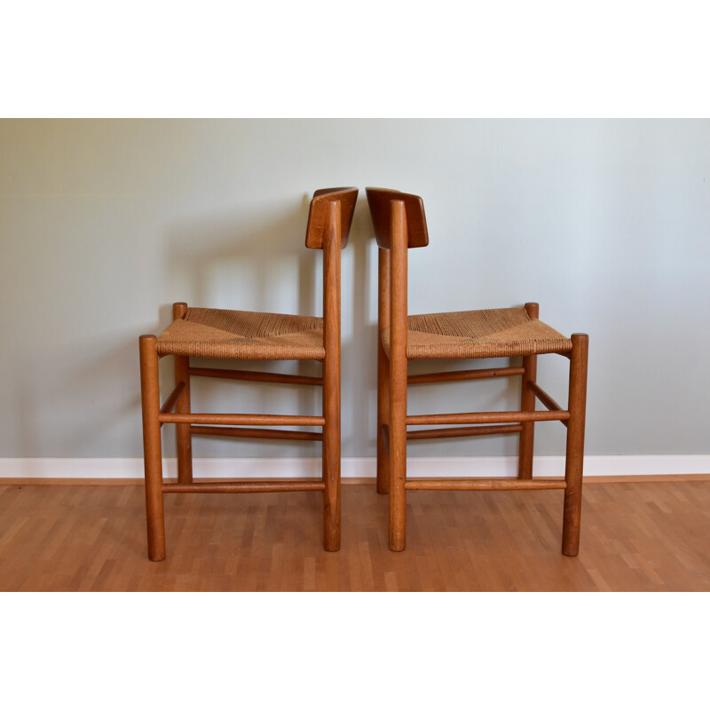 Pair of vintage oakwood chairs J39 by Børge Mogensen for Fdb Møbler, Denmark