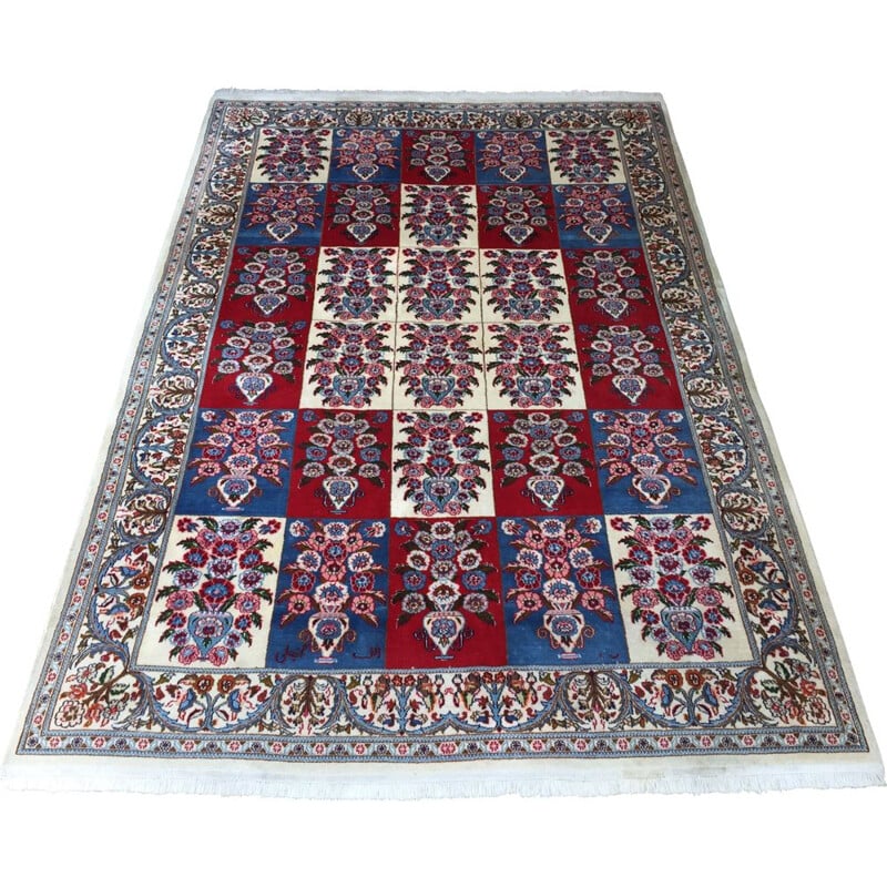 Vintage Persian Mood rug in velvet