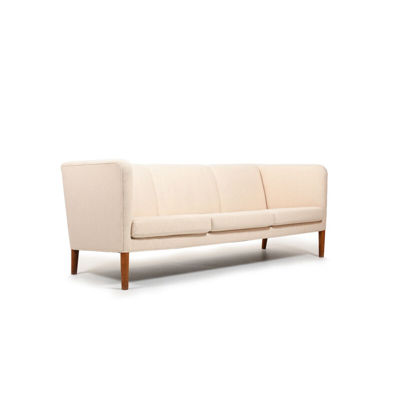 Vintage sofa in creme wool by Hans J. Wegner for Ap Stolen, 1950s