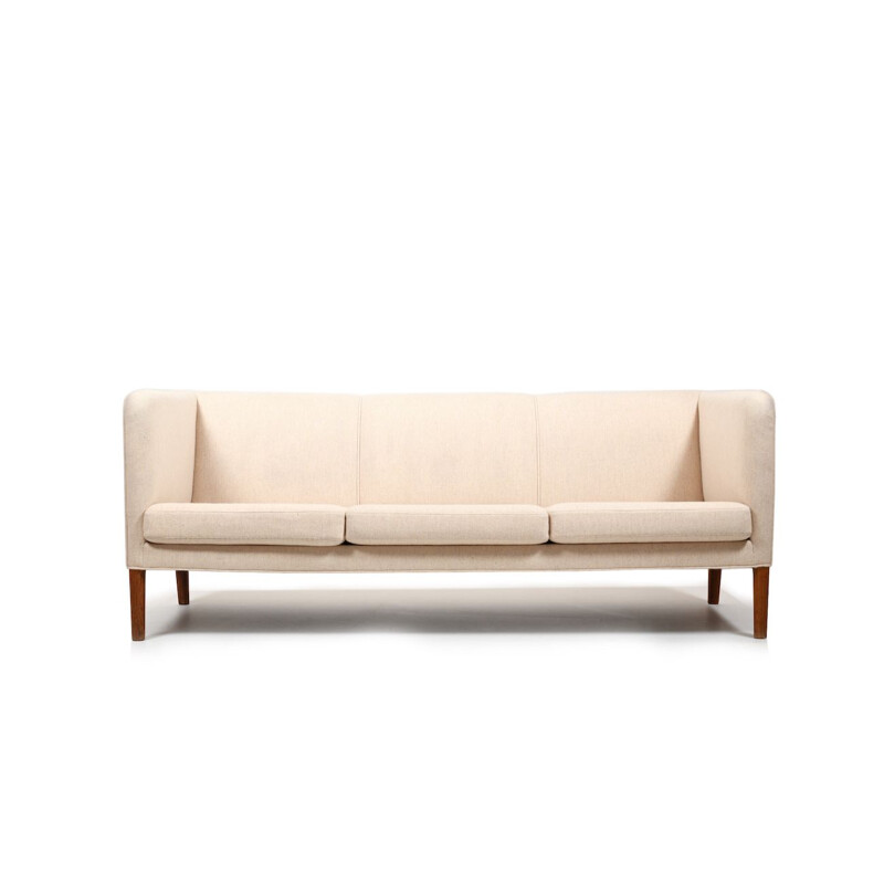 Vintage sofa in creme wool by Hans J. Wegner for Ap Stolen, 1950s