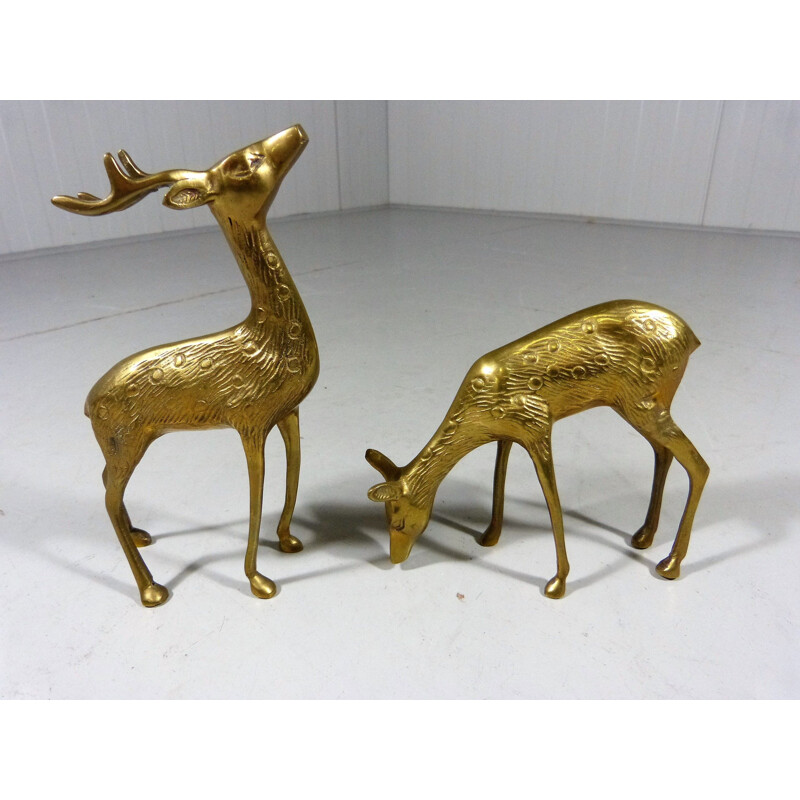 Paire de sculptures vintage de cerfs en laiton, 1960