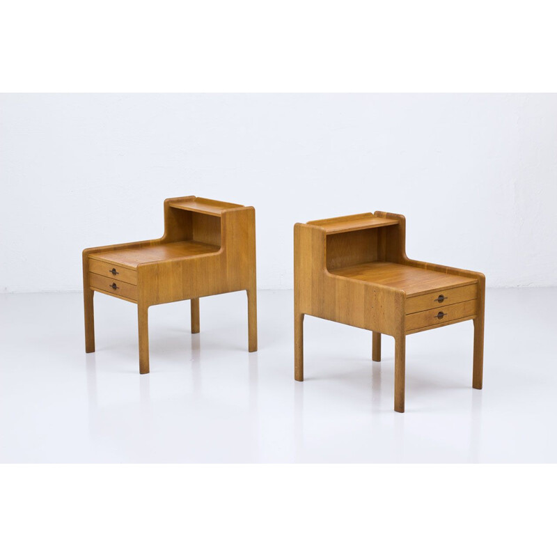 Pair of vintage night stands in solid oakwood, Sweden 1960s