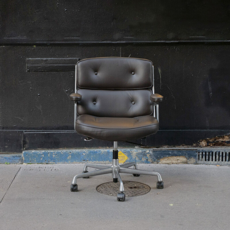 Brown vintage Lobby Chair armchair by Charles & Ray Eames for Herman Miller