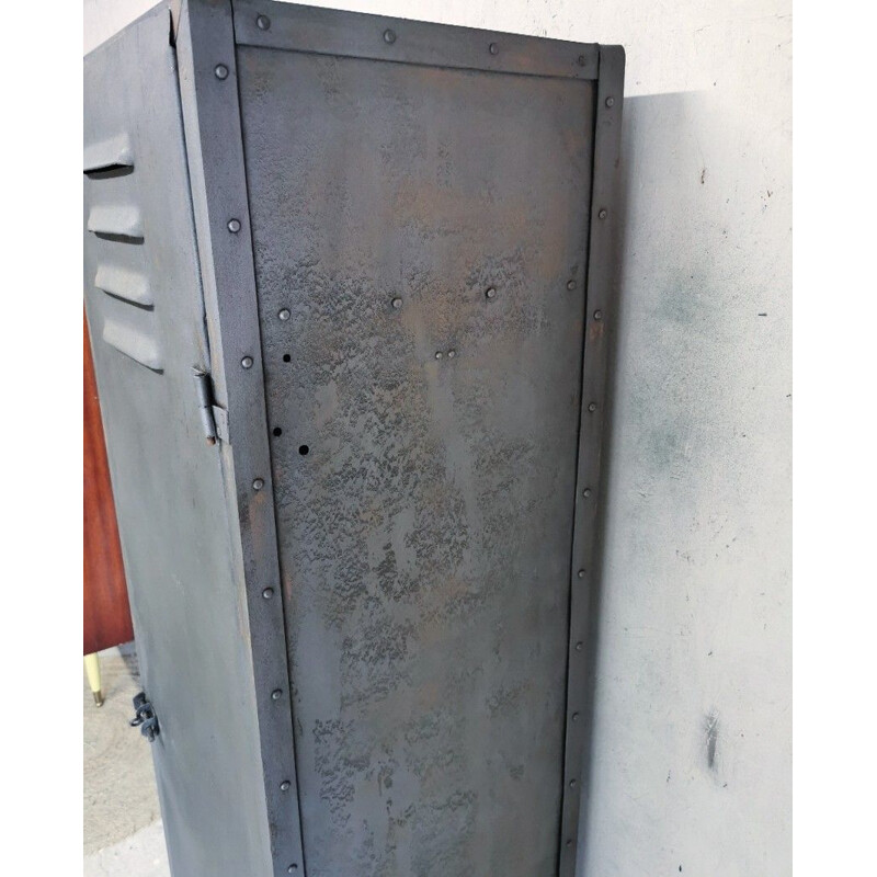 Industrial metal locker