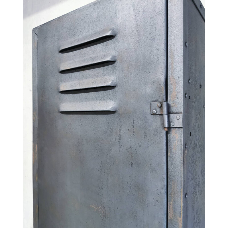 Industrial metal locker