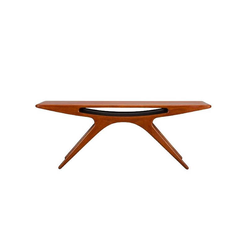 Tavolino vintage in teak "smile" di Johannes Andersen, Danimarca 1957