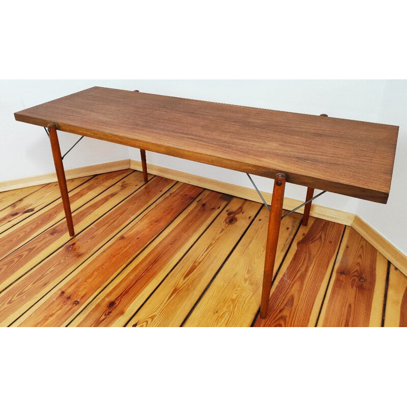 Table basse vintage en bois de chêne par F. Mezulanik pour Up Zavody, Tchécoslovaquie 1960