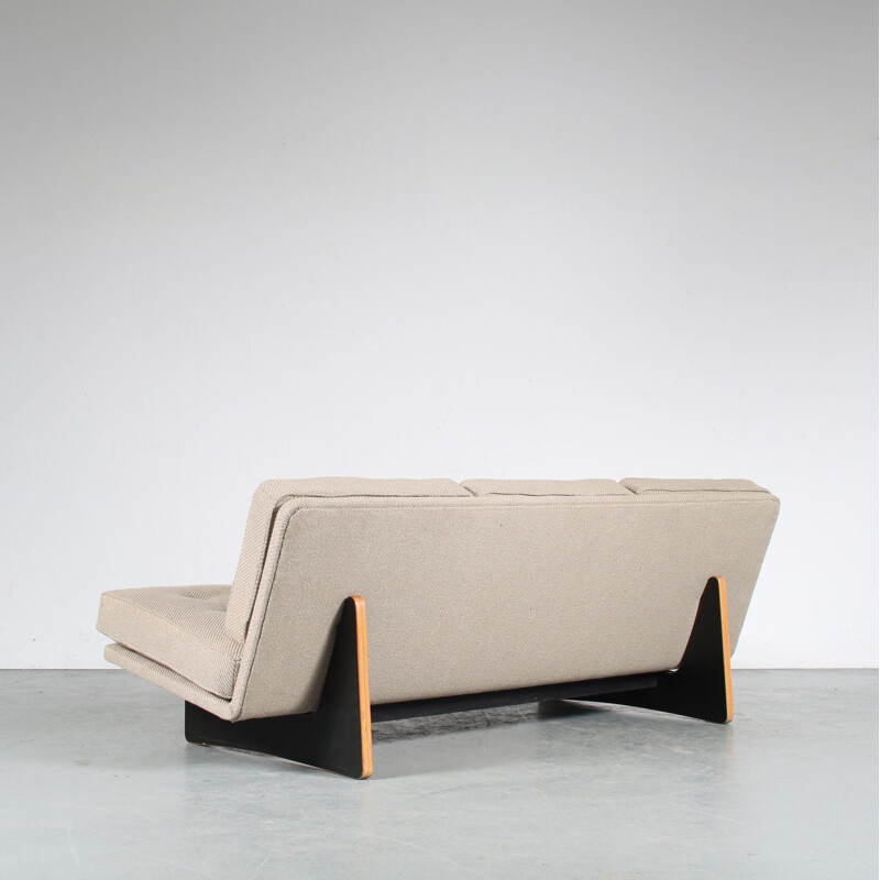 Vintage sofa model 671 by Kho Liang Ie for Artifort, Netherlands 1950s