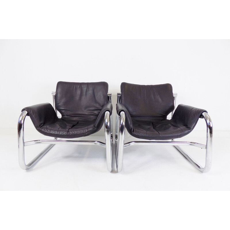 Pair of vintage Alpha Sling leather armchairs by Maurice Burke for Pozza Brasil