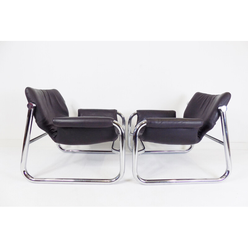 Pair of vintage Alpha Sling leather armchairs by Maurice Burke for Pozza Brasil