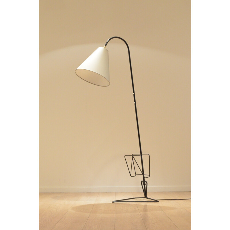 French floor lamp in black metal with magazine rack - 1950s