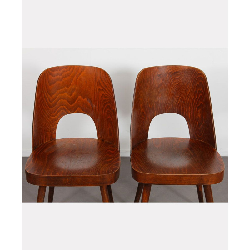 Ensemble de 4 chaises vintage en bois par Oswald Haerdtl pour Ton, République tchèque 1960