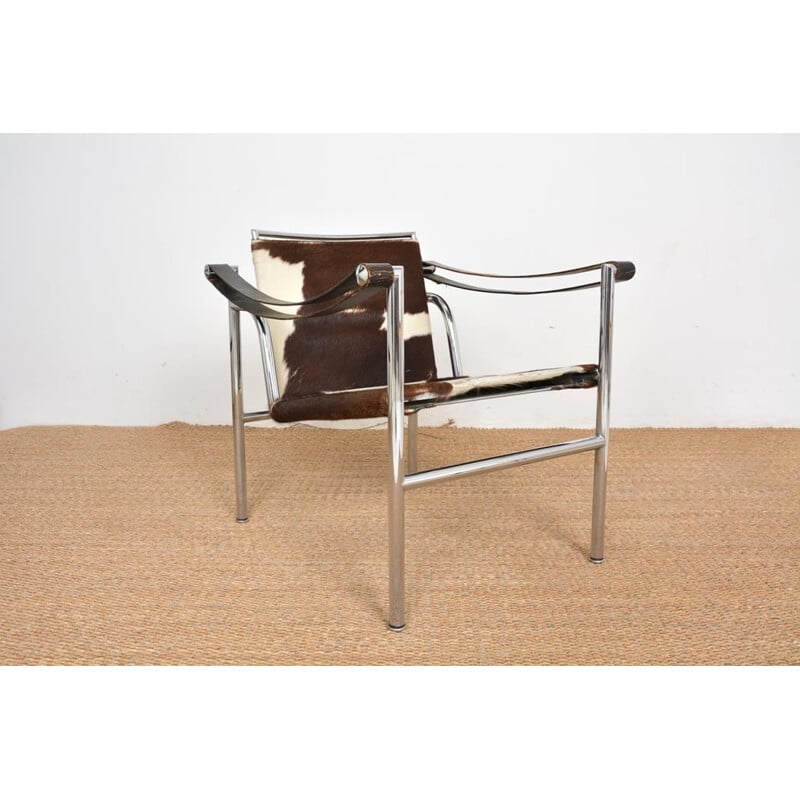 Vintage Lc1 armchair in metal and leather by Le corbusier for Cassina, 1970