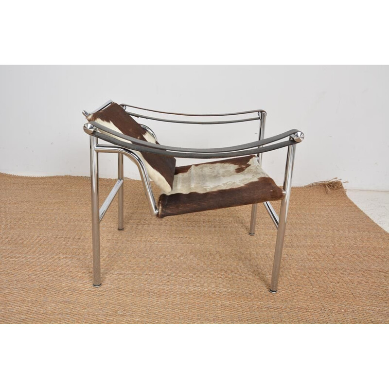 Vintage Lc1 armchair in metal and leather by Le corbusier for Cassina, 1970