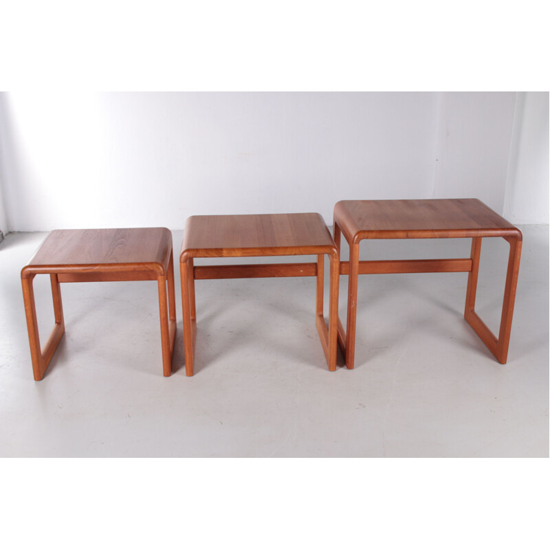 Vintage Dyrlund nesting tables in solid wood, Denmark 1960s