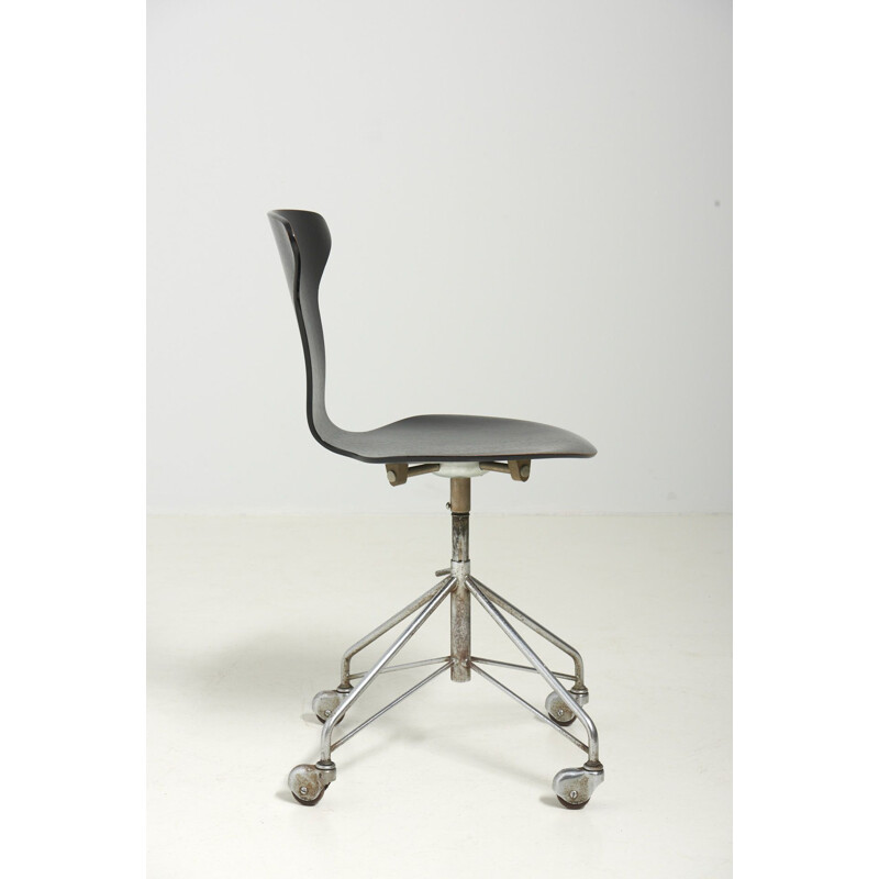 Vintage Mosquito swivel armchair model 3115 by Arne Jacobsen for Fritz Hansen, Denmark 1960s